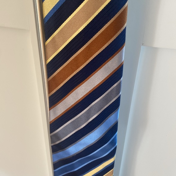 BCBG Attitude Necktie - Picture 2 of 3